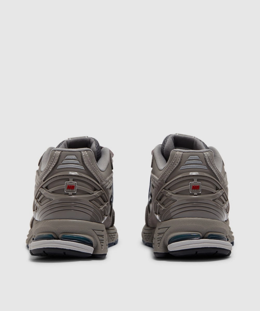 New Balance 1906 sneaker